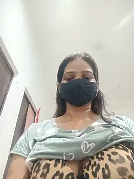 Snapshot of soni_yhakur chatting on 20, 7, 2026 soni yhakur online show from 20, 7, 2026