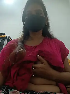 Snapshot of soni_yhakur chatting on 15, 7, 2026 soni yhakur online show from 15, 7, 2026