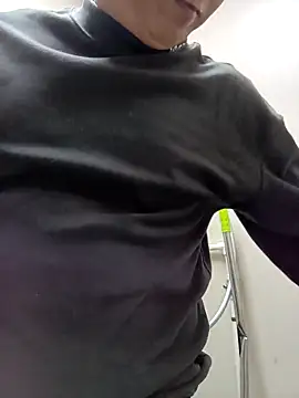 CWQ123 online show from 11, 10, 2025