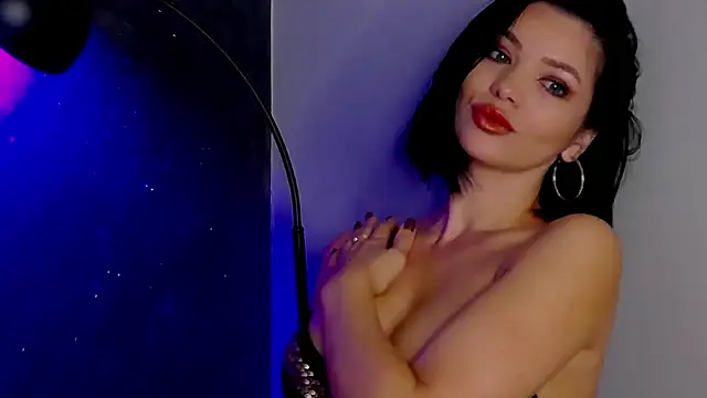 Emily Sheen online show from 13, 11, 2025