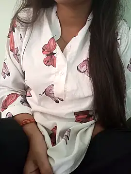 Snapshot of Neha_Tyagi chatting on 8, 10, 2025 Neha Tyagi online show from 8, 10, 2025