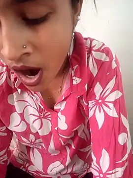 Snapshot of Neha_Tyagi chatting on 17, 10, 2025 Neha Tyagi online show from 17, 10, 2025