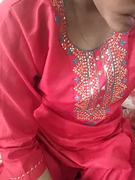 Snapshot of Neha_Tyagi chatting on 7, 10, 2025 Neha Tyagi online show from 7, 10, 2025