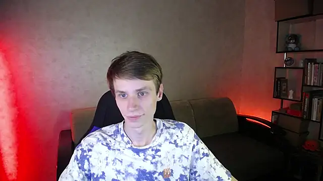 yes cute boy  online show from 12, 10, 2025