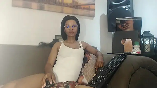 Snapshot of SereneLips chatting on 20, 9, 2025 SereneLips online show from 20, 9, 2025