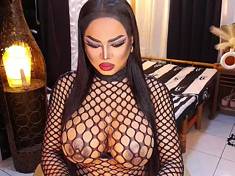 TRANSLUNAA online show from 8, 10, 2025