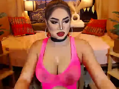 Snapshot of TRANSLUNAA chatting on 30, 6, 2026 TRANSLUNAA online show from 30, 6, 2026