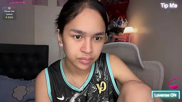 Snapshot of lelasohna chatting on 29, 4, 2026 lelasohna online show from 29, 4, 2026