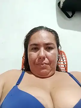 yyuly online show from 17, 10, 2025