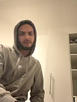 Snapshot of Gipsyboysteve chatting on 25, 11, 2025 Gipsyboysteve online show from 25, 11, 2025