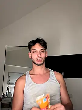 Snapshot of Gipsyboysteve chatting on 5, 11, 2025 Gipsyboysteve online show from 5, 11, 2025