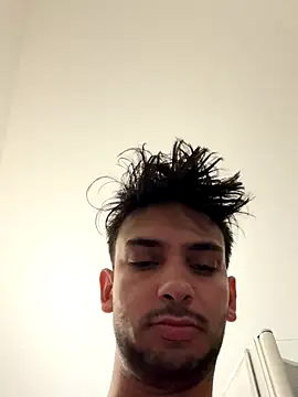 Snapshot of Gipsyboysteve chatting on 8, 11, 2025 Gipsyboysteve online show from 8, 11, 2025