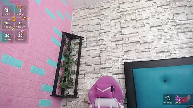 Snapshot of maily_can chatting on 13, 11, 2025 maily can online show from 13, 11, 2025