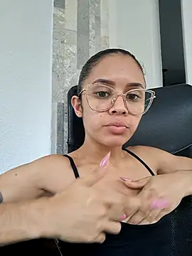 Snapshot of Britany_Sweety chatting on 30, 9, 2025 Britany Sweety online show from 30, 9, 2025
