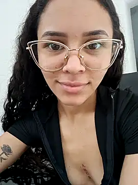 Snapshot of Britany_Sweety chatting on 24, 9, 2025 Britany Sweety online show from 24, 9, 2025