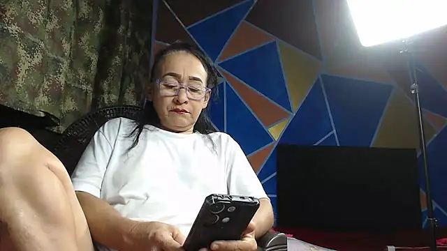 maggi hotsson online show from 8, 1, 2026