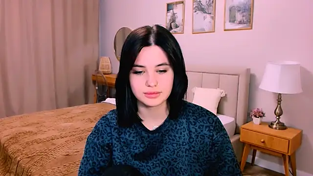 lil angel  online show from 5, 2, 2026