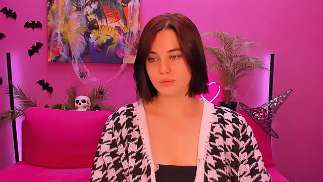 lil angel  online show from 5, 11, 2025