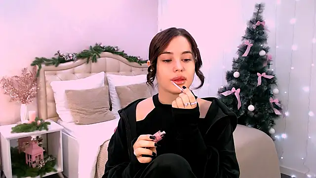 lil angel  online show from 21, 12, 2025