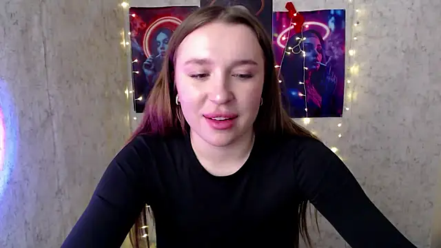 JuliaTopp  online show from 9, 2, 2026