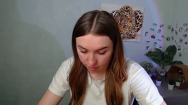 JuliaTopp  online show from 4, 3, 2026