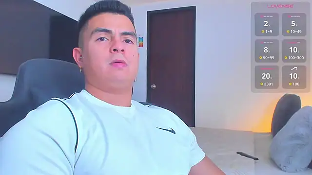 Snapshot of RJBarto chatting on 9, 11, 2025 RJBarto online show from 9, 11, 2025