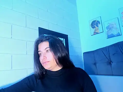 Snapshot of _Roxxxane_09 chatting on 27, 11, 2025 Roxxxane 09 online show from 27, 11, 2025