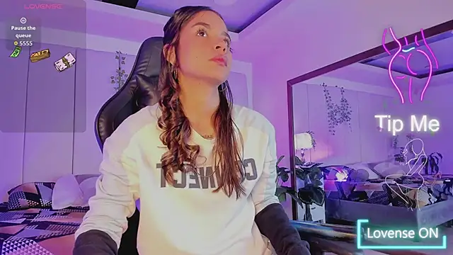 mia rousse25 online show from 23, 3, 2026