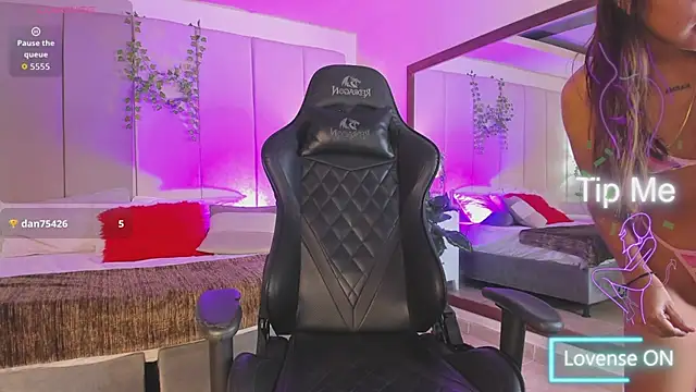 mia rousse25 online show from 9, 2, 2026