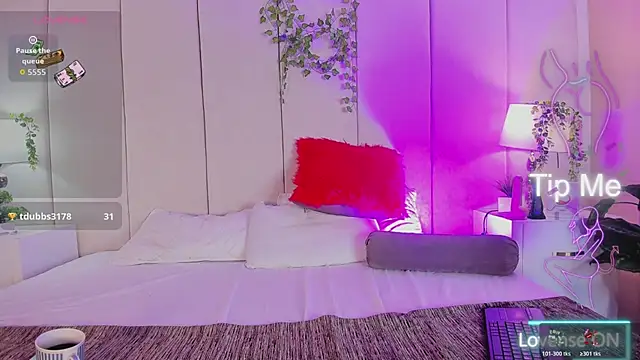 mia rousse25 online show from 18, 2, 2026