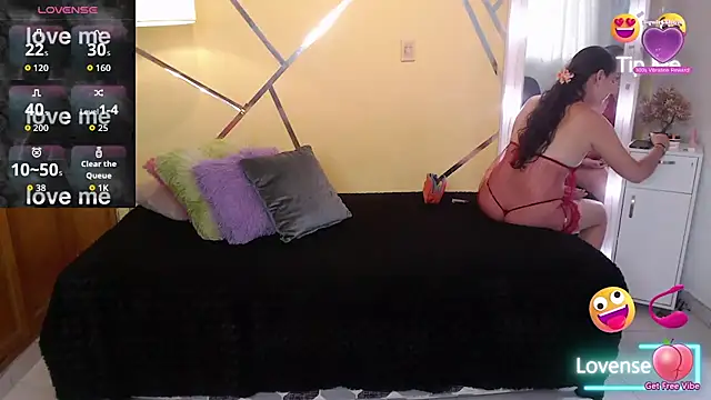 shirleyrojas online show from 25, 10, 2025