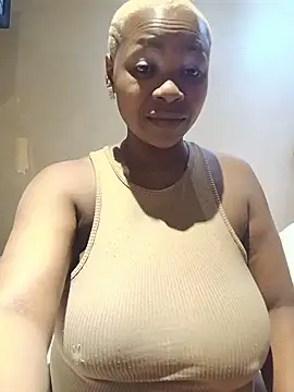 Snapshot of missboobiesSA chatting on 19, 6, 2026 missboobiesSA online show from 19, 6, 2026