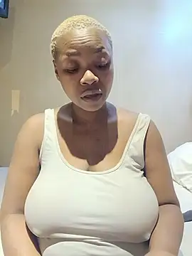 Snapshot of missboobiesSA chatting on 14, 6, 2026 missboobiesSA online show from 14, 6, 2026