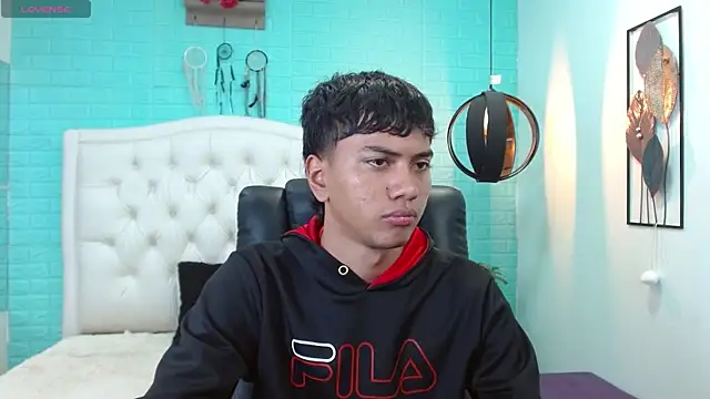 markbowie online show from 9, 11, 2025