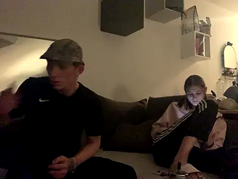 DuGurke online show from 6, 10, 2025