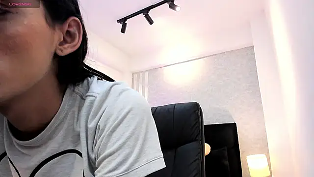 lily cash1 online show from 20, 12, 2025