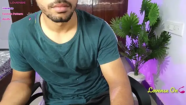 Snapshot of fit201 chatting on 1, 11, 2025 fit201 online show from 1, 11, 2025