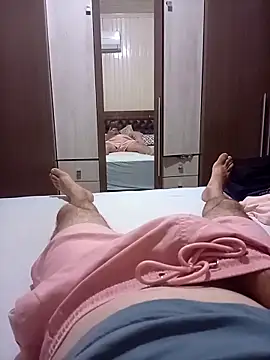 Gustavo198045 online show from 11, 3, 2026