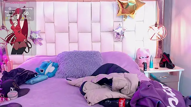 Foxxy Doll online show from 26, 11, 2025