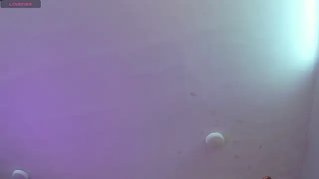 Foxxy Doll online show from 17, 4, 2026