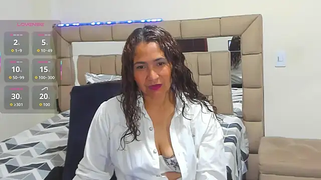 gabrielaponce11 online show from 21, 11, 2025