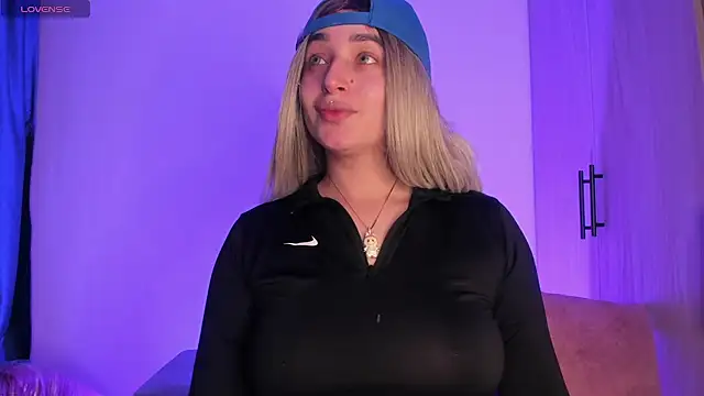 scarlett Collinss online show from 27, 11, 2025