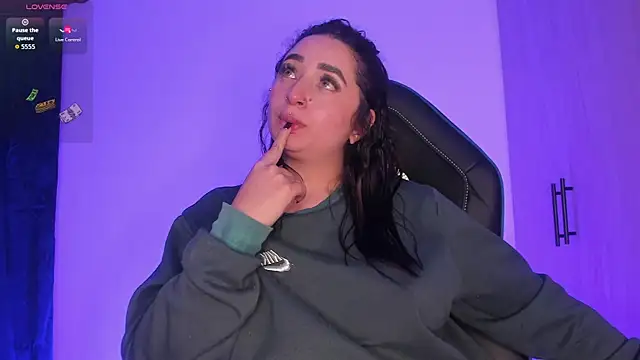 Snapshot of scarlett_Collinss chatting on 3, 5, 2026 scarlett Collinss online show from 3, 5, 2026