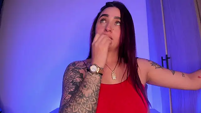 scarlett Collinss online show from 17, 12, 2025