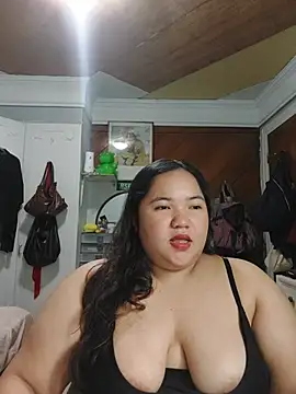 Snapshot of LianaCruzado chatting on 23, 7, 2026 LianaCruzado online show from 23, 7, 2026