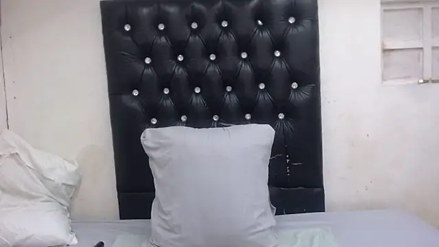 GlowGoddessxx online show from 26, 3, 2026