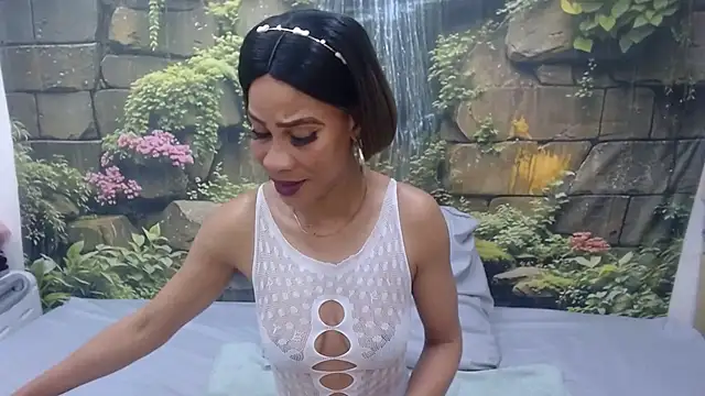 GlowGoddessxx online show from 10, 6, 2026
