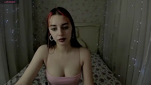 Leia Moreno online show from 5, 10, 2025