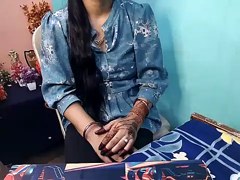 Snapshot of RIYA_SOOD chatting on 10, 9, 2025 RIYA SOOD online show from 10, 9, 2025