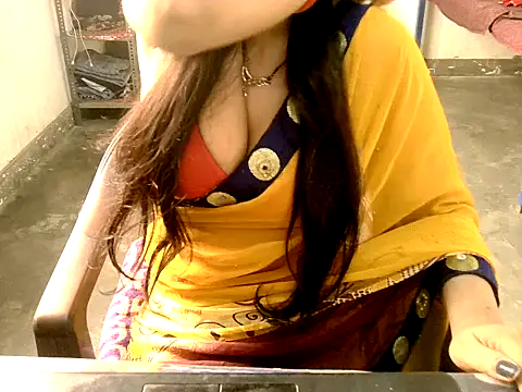 Snapshot of RIYA_SOOD chatting on 22, 10, 2025 RIYA SOOD online show from 22, 10, 2025